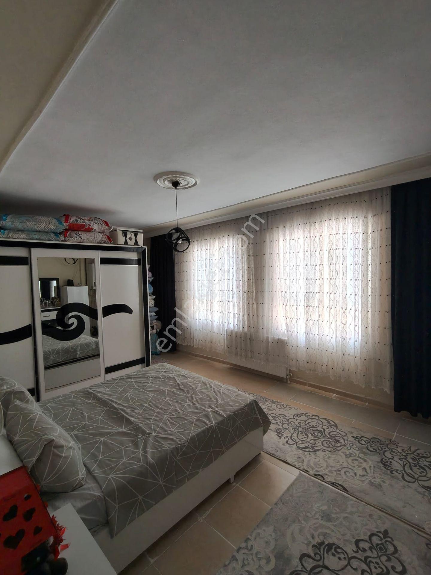 Ahmet Yesevi Köşe Başı Dogalgazli Bakımlı 2+1 Daire — fotoğraf 6