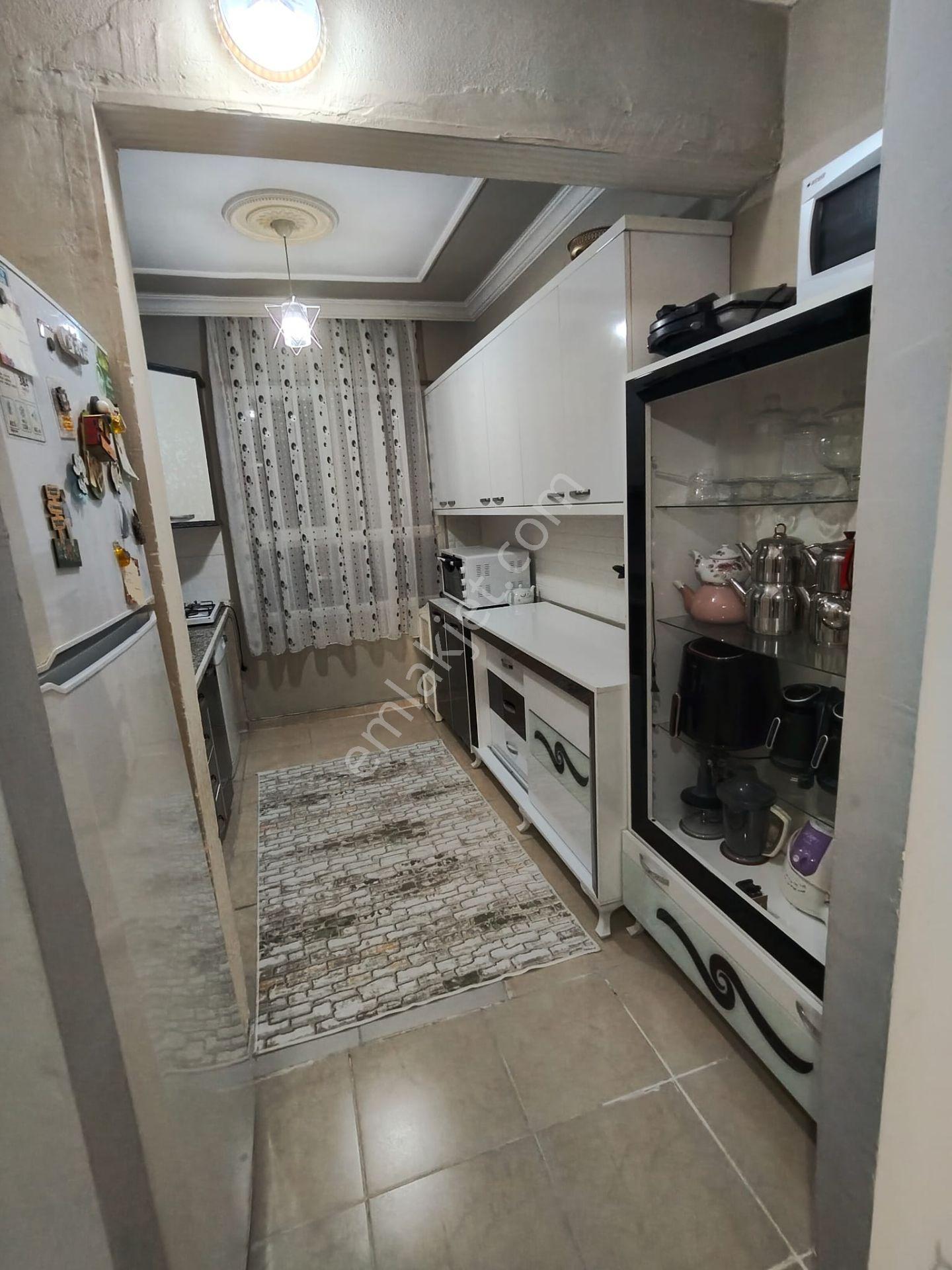 Ahmet Yesevi Köşe Başı Dogalgazli Bakımlı 2+1 Daire — fotoğraf 11