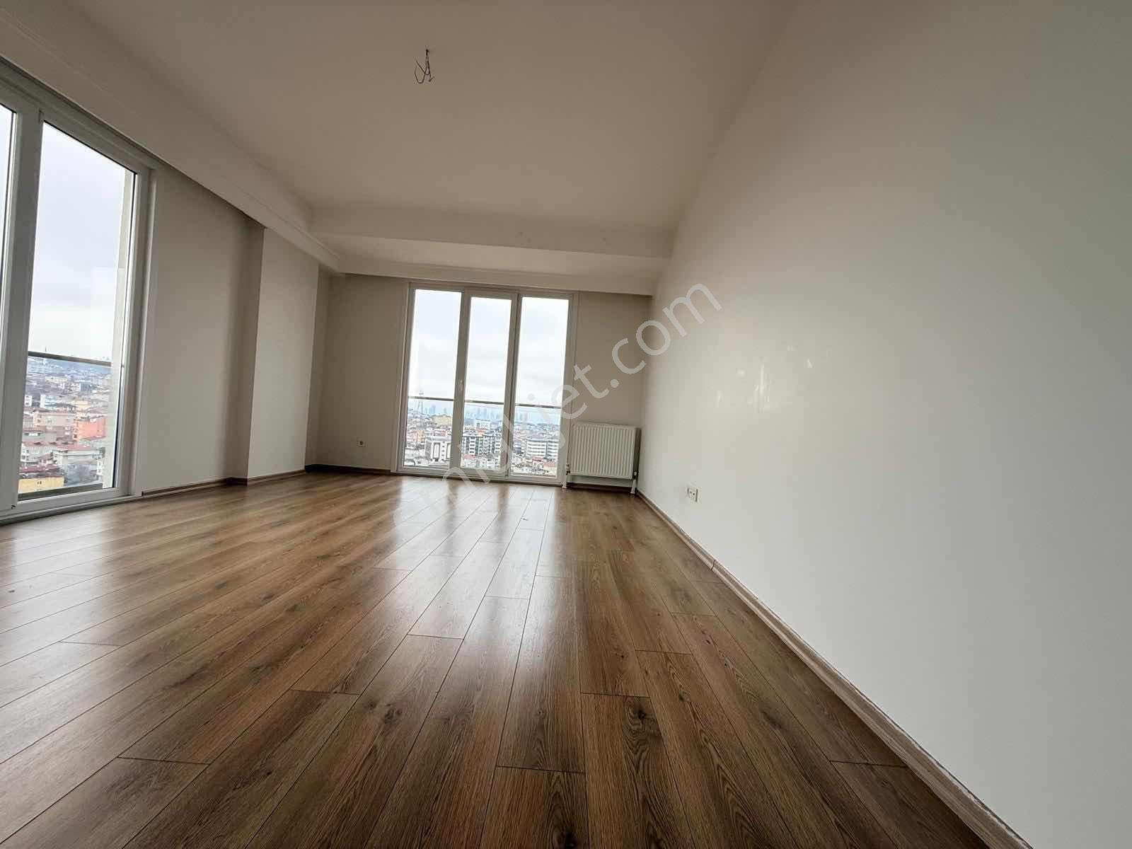 Ümraniye Tantavi Mh.2+1 Ebeveyn Banyo,oto Parklı Satılık Daire — fotoğraf 3