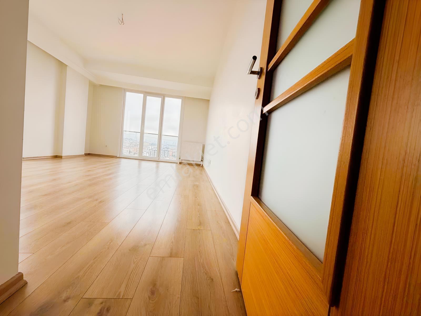Ümraniye Tantavi Mh.2+1 Ebeveyn Banyo,oto Parklı Satılık Daire — fotoğraf 5