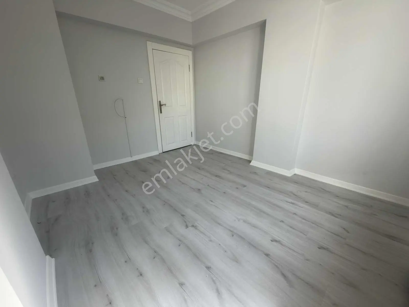 Ön Cepe -arakat-masrafsız 3+1 Satılık — fotoğraf 12