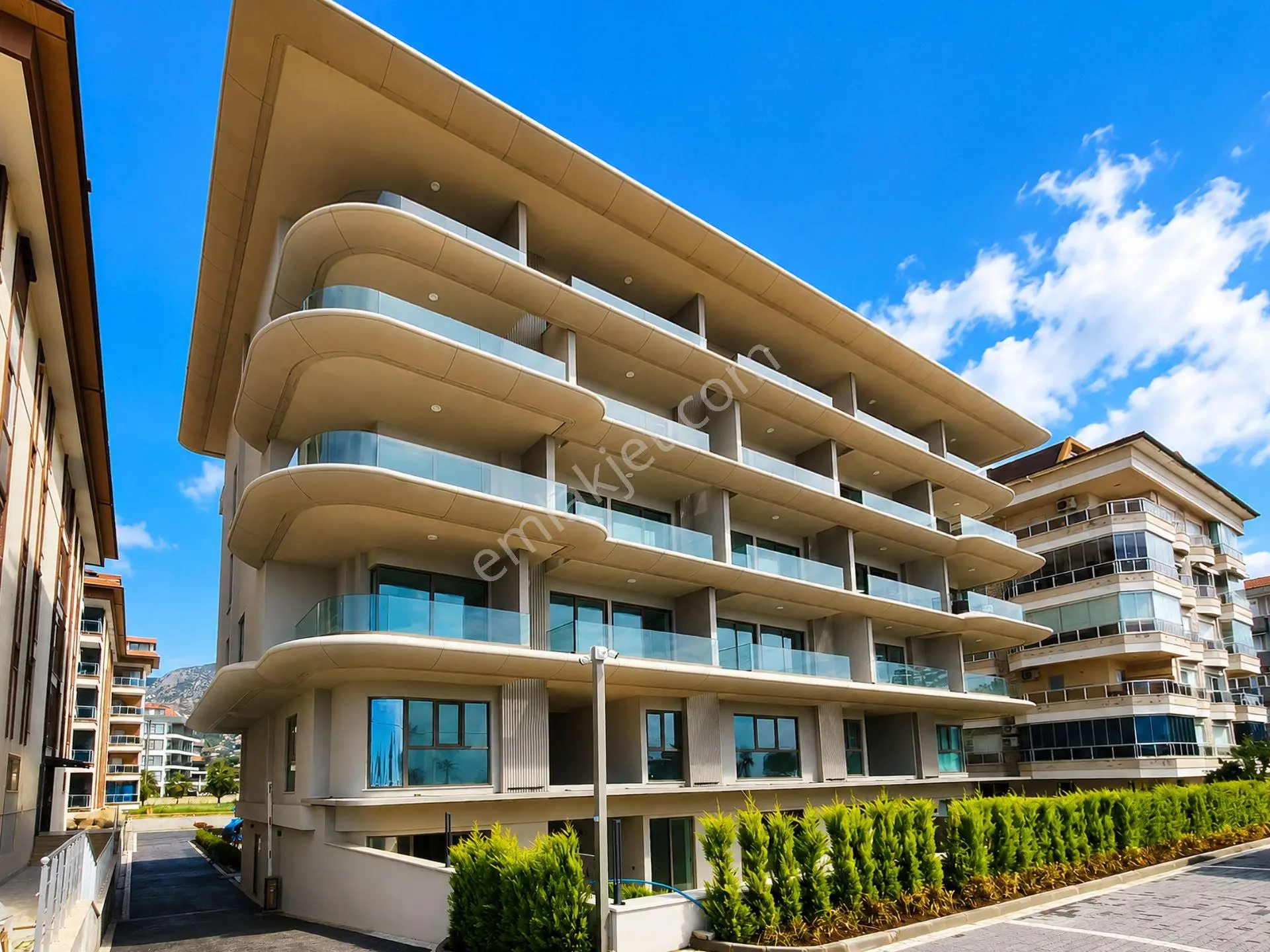 Kestel'De Denize Sıfır Yeni Sitede Manzaralı 2+1 Dubleks