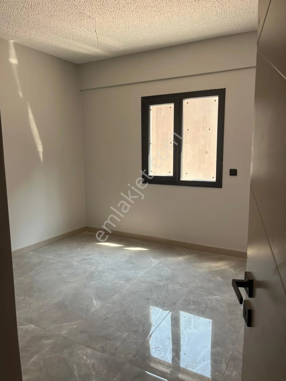 Ege Mahallesi'nde Deniz Manzaralı 3+1 Sıfır Satılık Daire — fotoğraf 6