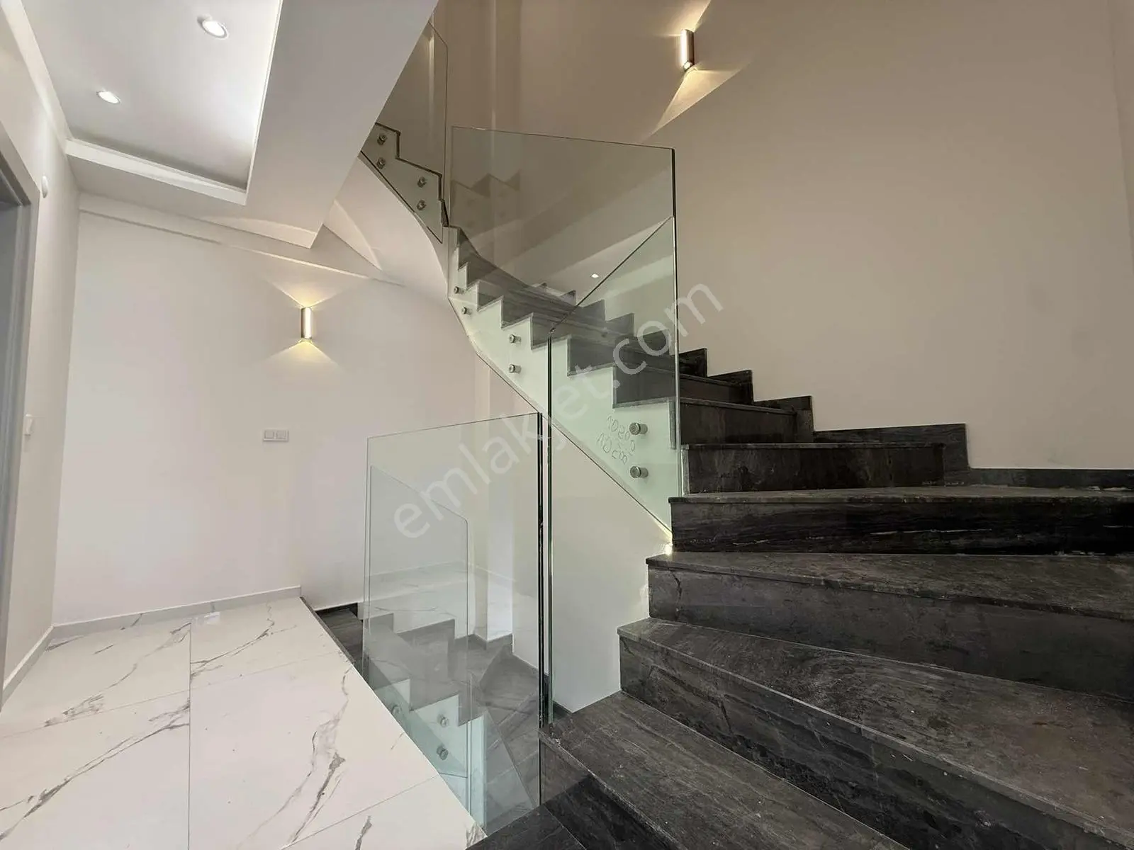 Coldwell Banker Poyrazdan Müstakil Bahçeli Lüks4+1 Satılık Villa — fotoğraf 32