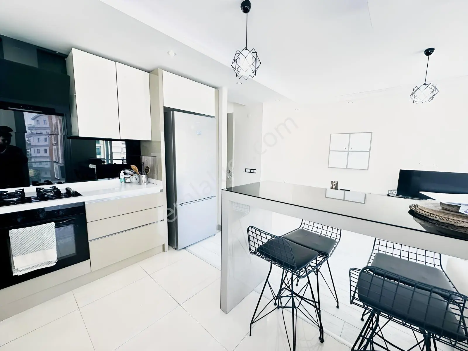 Ultra Lüks Site İçerisinde 2+1 Eşyalı 100m2 Satılık Daire En/ru — fotoğraf 7