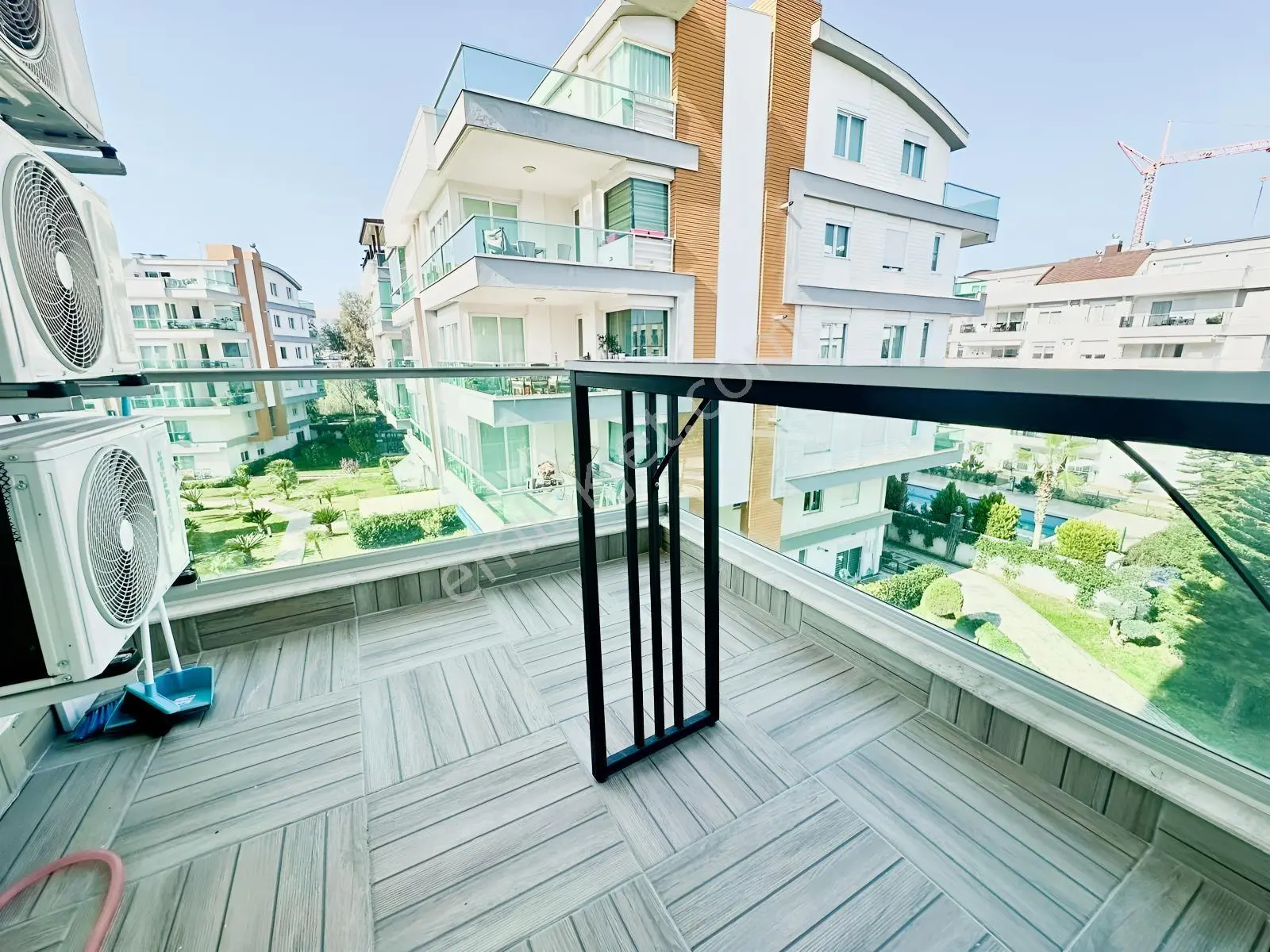 Ultra Lüks Site İçerisinde 2+1 Eşyalı 100m2 Satılık Daire En/ru — fotoğraf 9