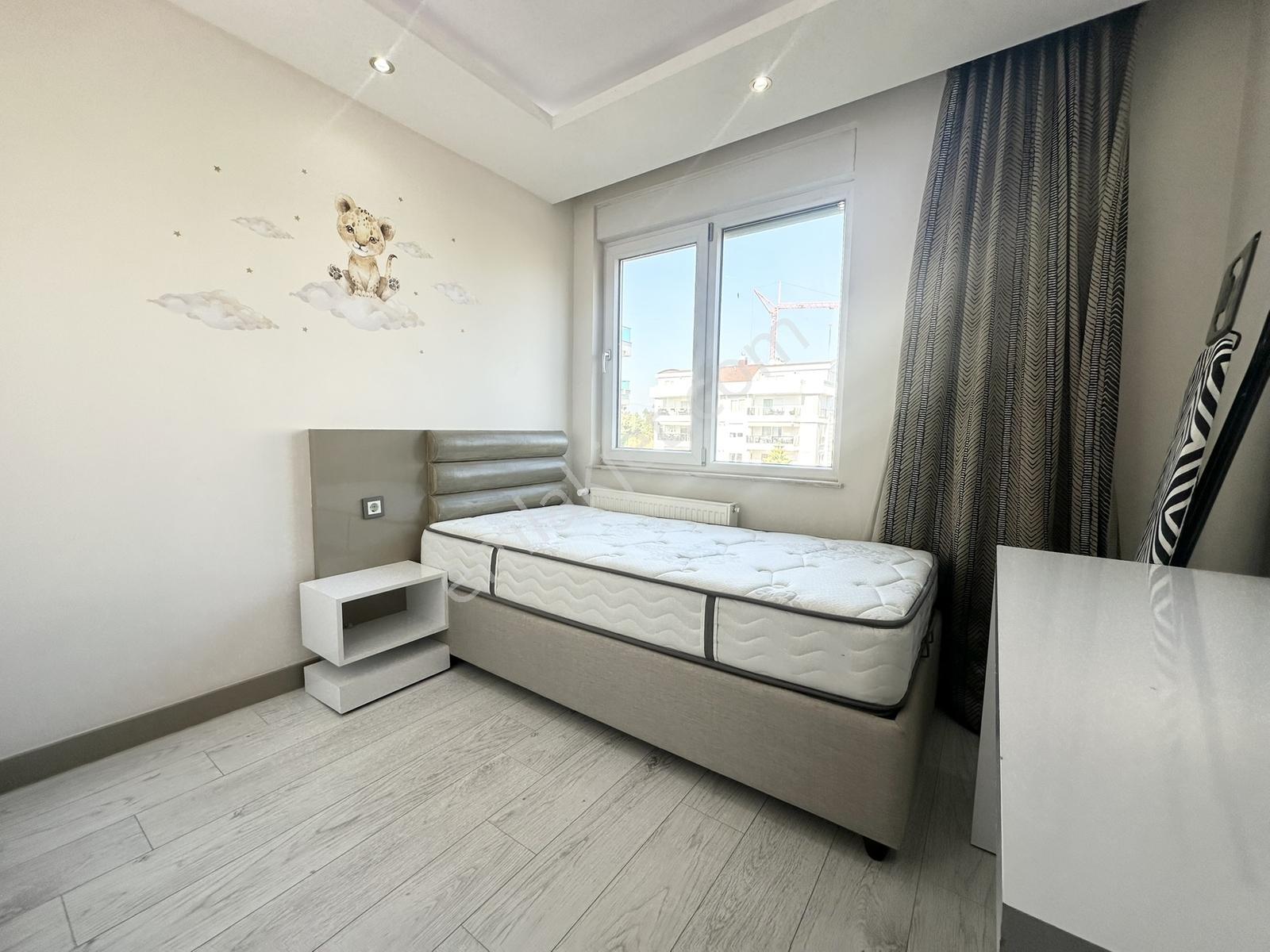 Ultra Lüks Site İçerisinde 2+1 Eşyalı 100m2 Satılık Daire En/ru — fotoğraf 13