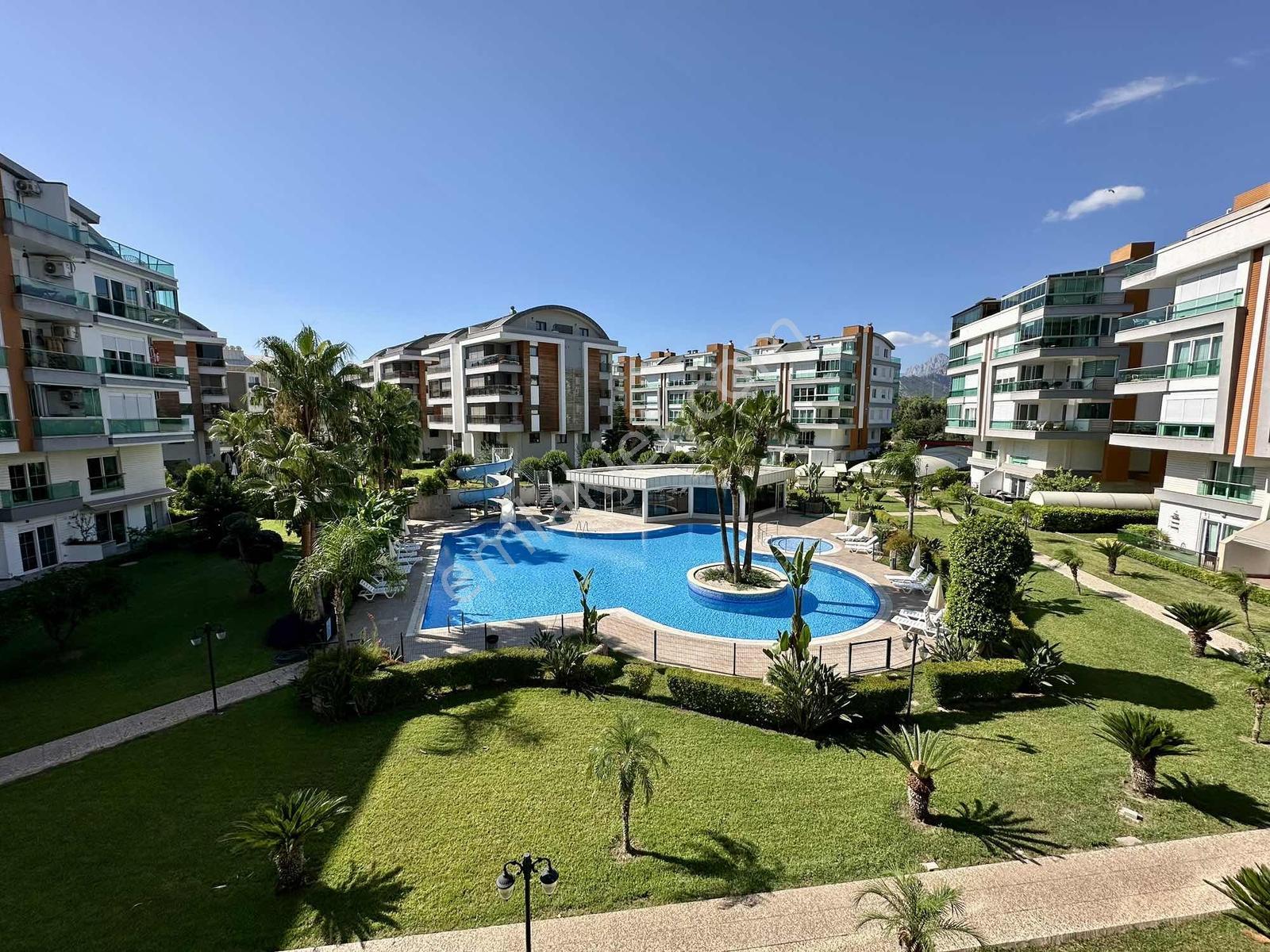 Ultra Lüks Site İçerisinde 2+1 Eşyalı 100m2 Satılık Daire En/ru — fotoğraf 20