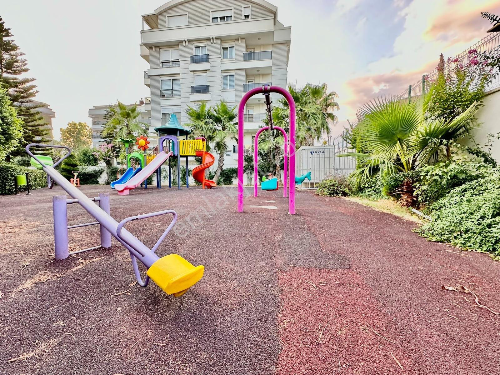 Ultra Lüks Site İçerisinde 2+1 Eşyalı 100m2 Satılık Daire En/ru — fotoğraf 25