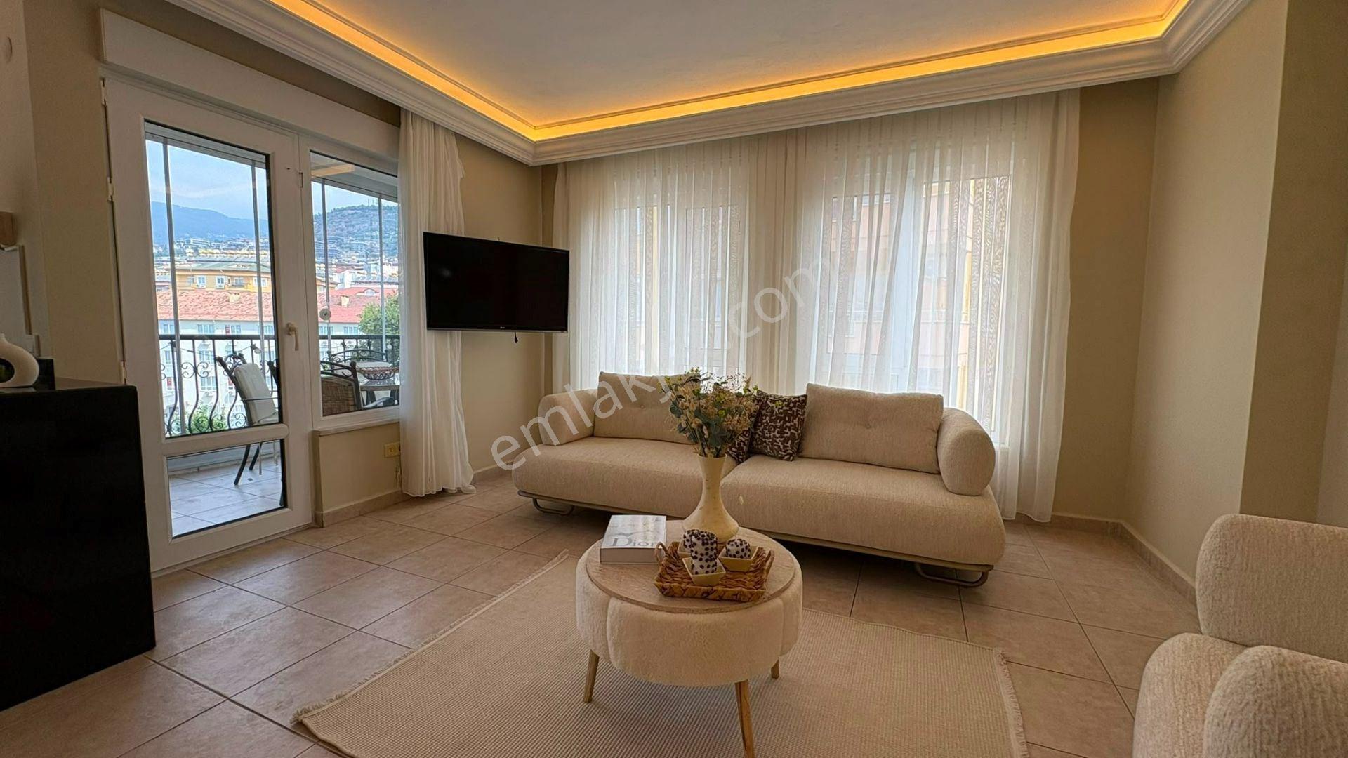 Alanya Güllerpınarında Ultra Lüks Eşyalı Merkezi Konum 1+1 Daire — fotoğraf 4