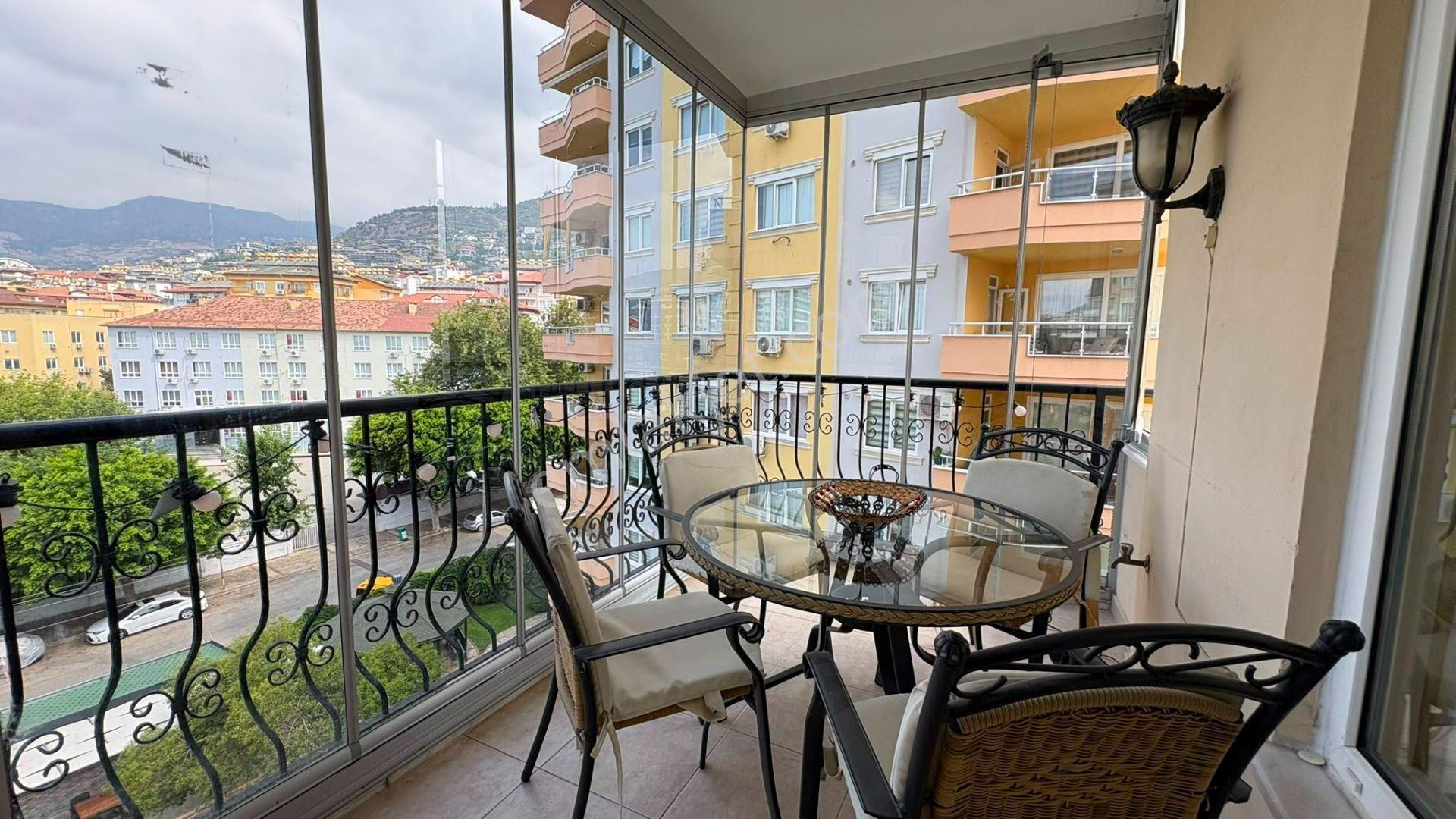 Alanya Güllerpınarında Ultra Lüks Eşyalı Merkezi Konum 1+1 Daire — fotoğraf 7