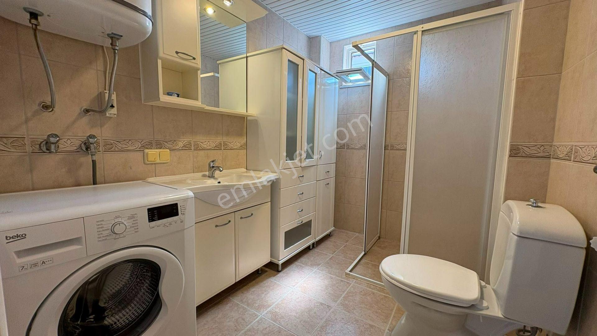 Alanya Güllerpınarında Ultra Lüks Eşyalı Merkezi Konum 1+1 Daire — fotoğraf 12