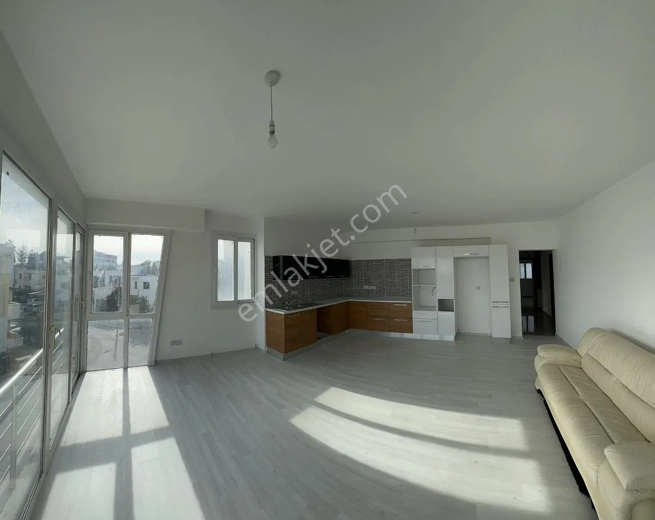 Gönyeli’de Satılık 3 + 1 Daire — fotoğraf 3
