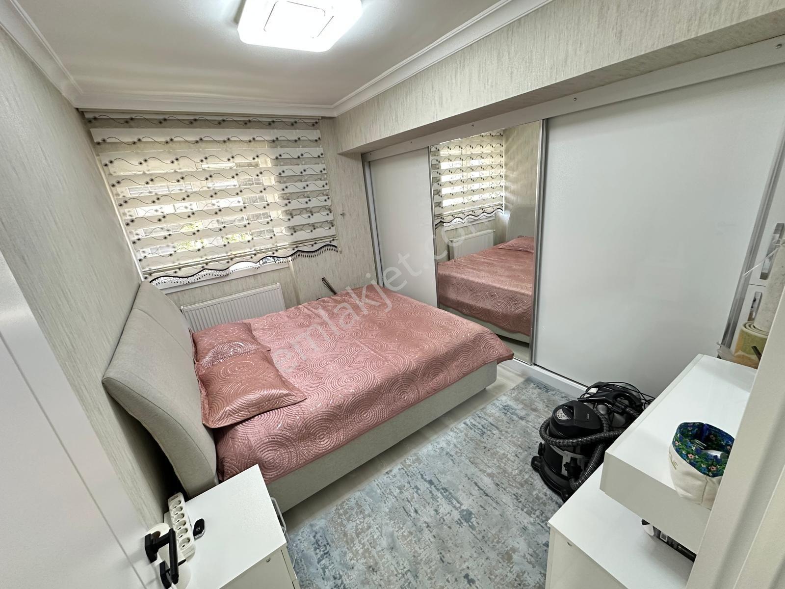 Şemikler Mahallesinde Site İçinde 3+1 Arakat Satılık Daire — fotoğraf 10