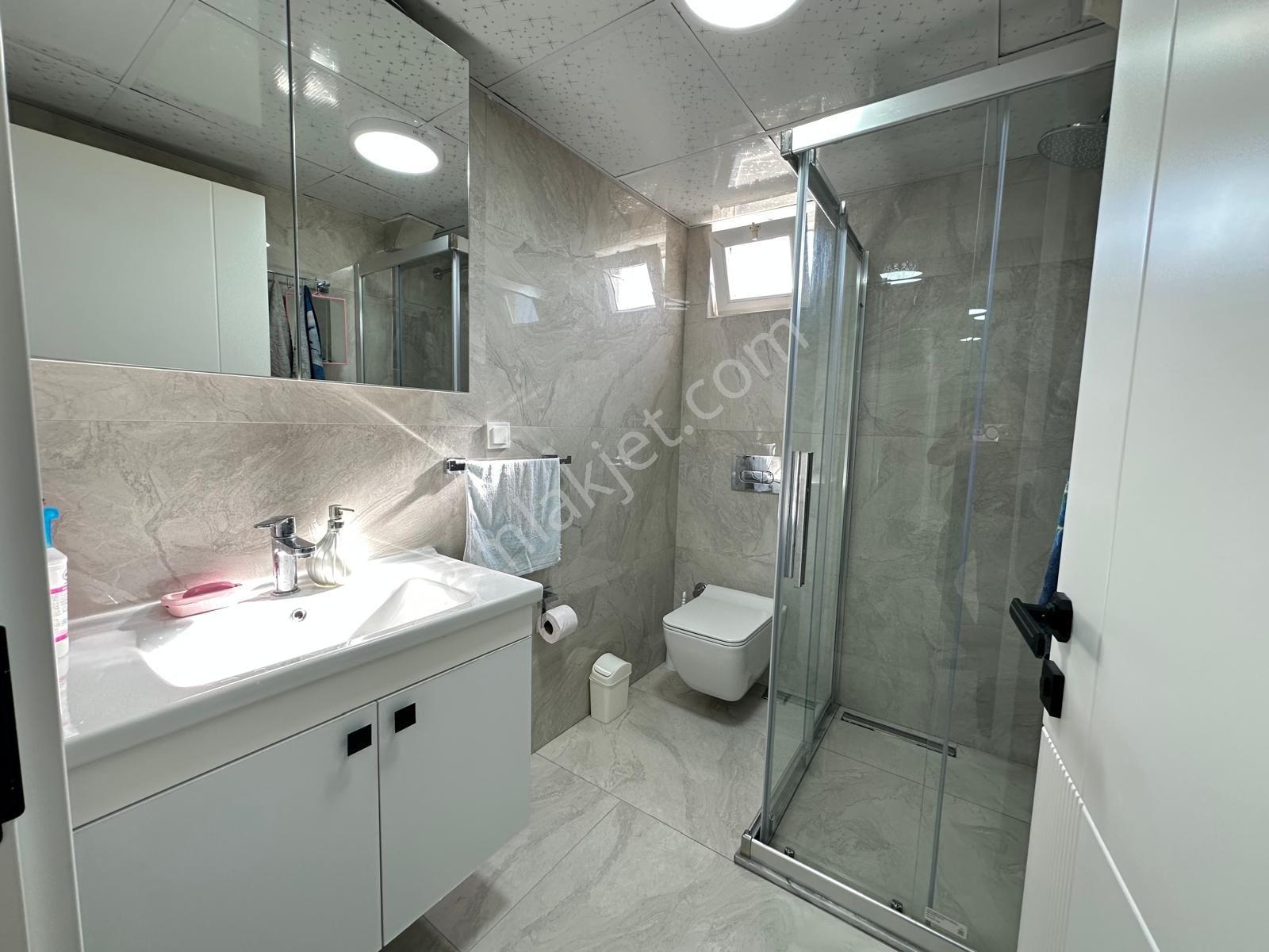 Şemikler Mahallesinde Site İçinde 3+1 Arakat Satılık Daire — fotoğraf 16