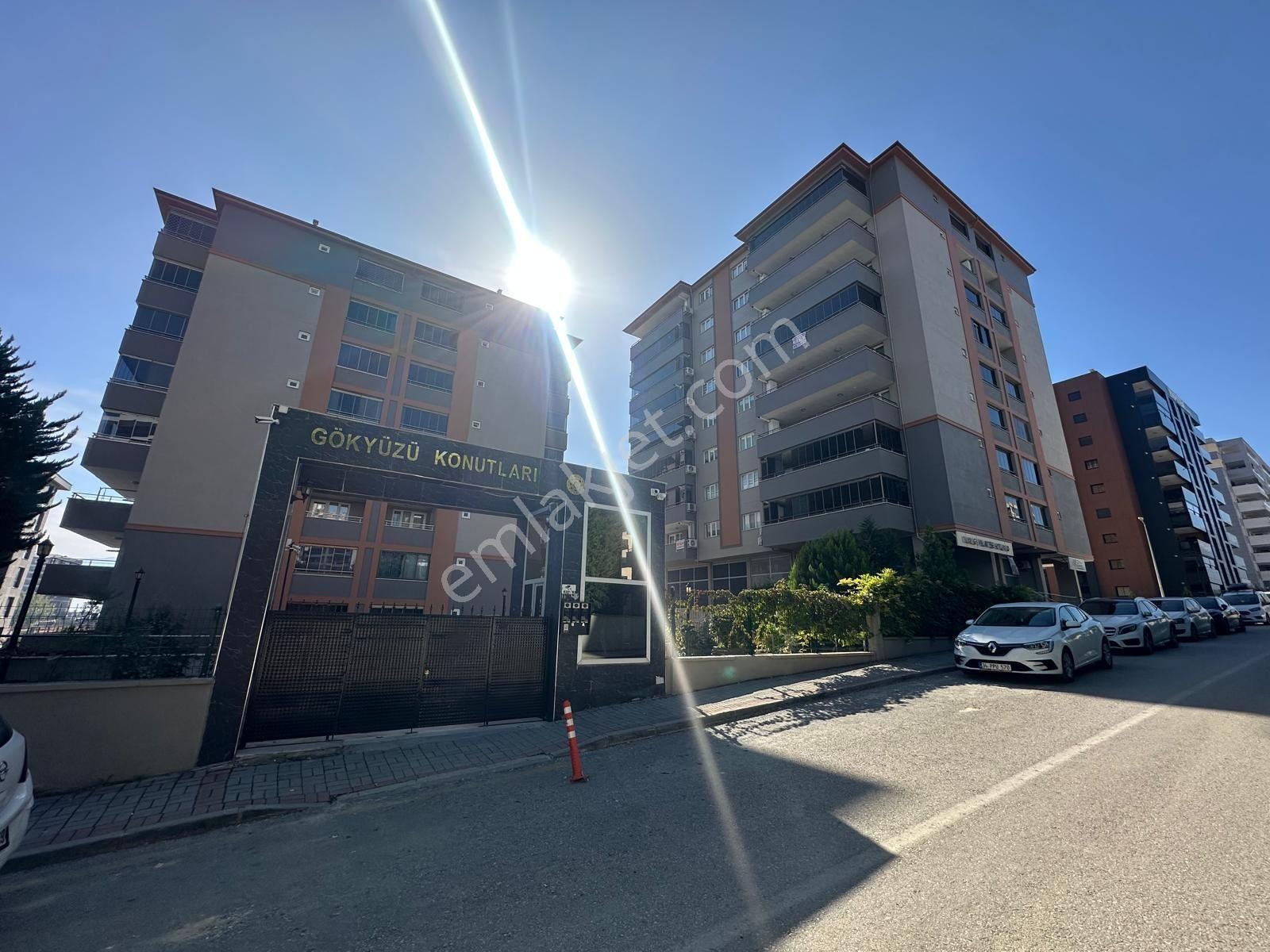 Şemikler Mahallesinde Site İçinde 3+1 Arakat Satılık Daire — fotoğraf 22