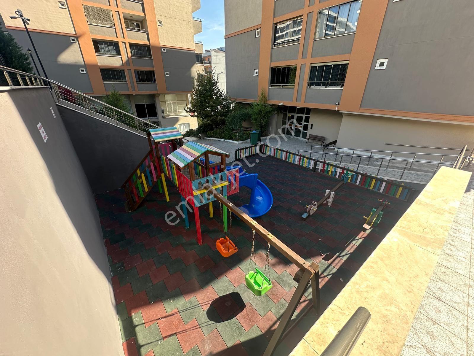 Şemikler Mahallesinde Site İçinde 3+1 Arakat Satılık Daire — fotoğraf 25