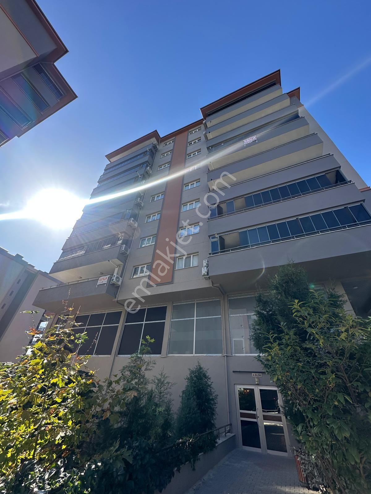 Şemikler Mahallesinde Site İçinde 3+1 Arakat Satılık Daire — fotoğraf 27