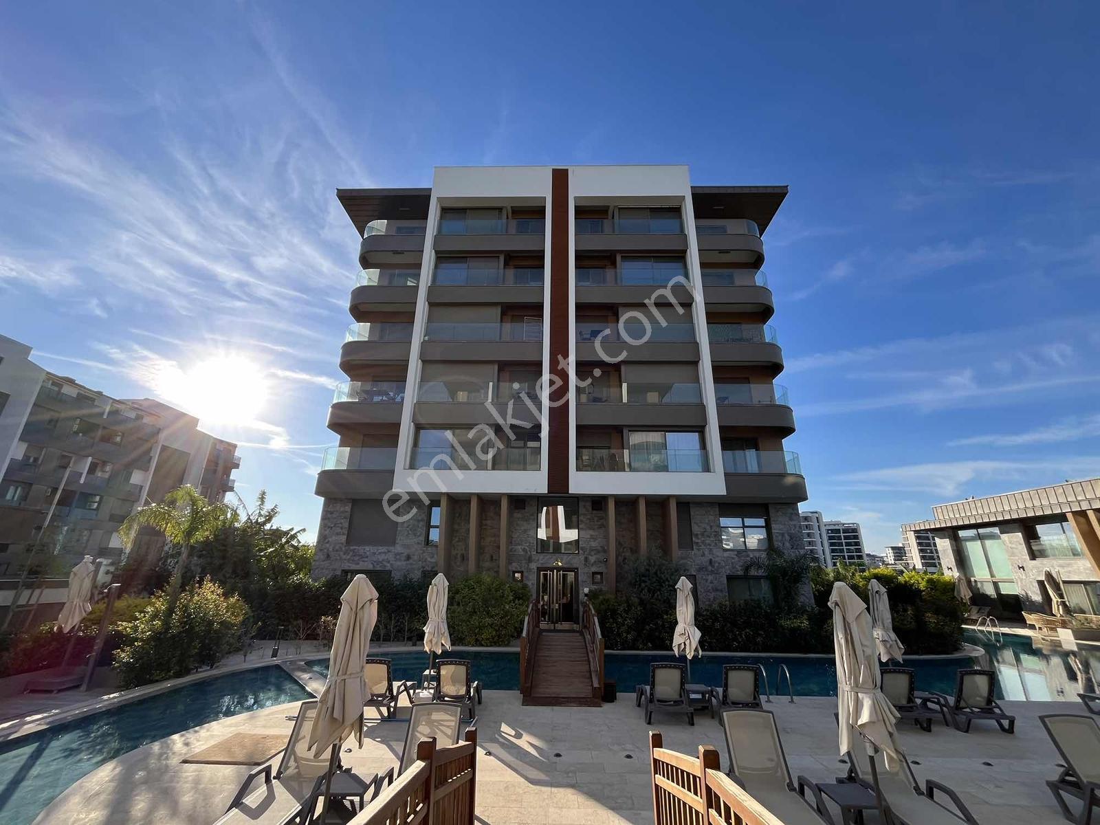 Park Villa'da Arakak 2+1 Kompleks Satılık Daire — fotoğraf 28