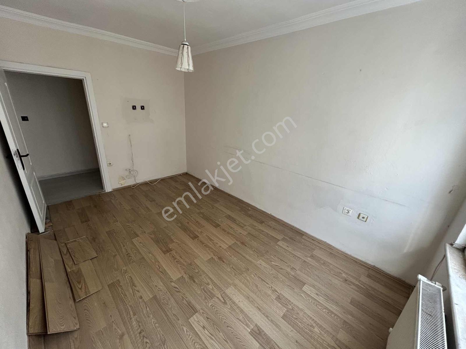 Onmax Burhaniye Merkezde 2+1 Ara Kat Kapalı Mutfak Satılık Daire — fotoğraf 17