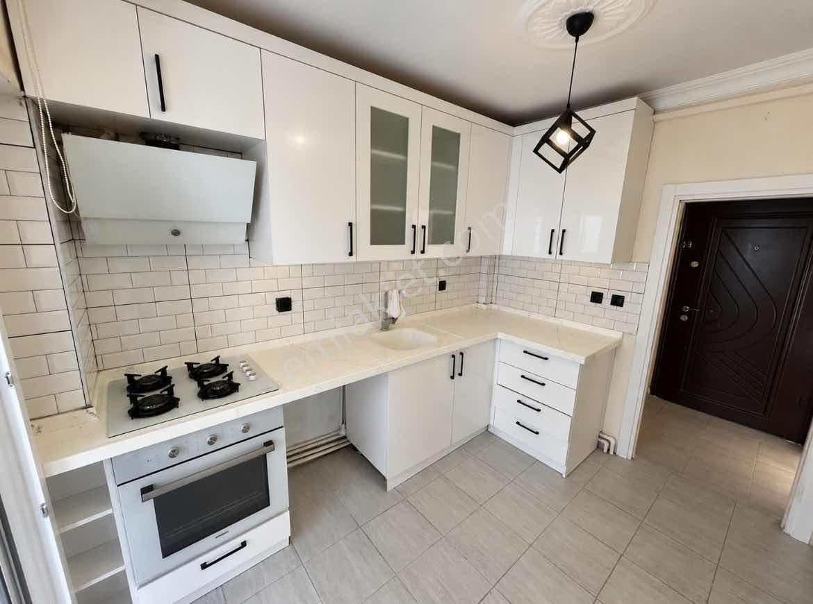 Onmax Burhaniye Merkezde 2+1 Ara Kat Kapalı Mutfak Satılık Daire — fotoğraf 28
