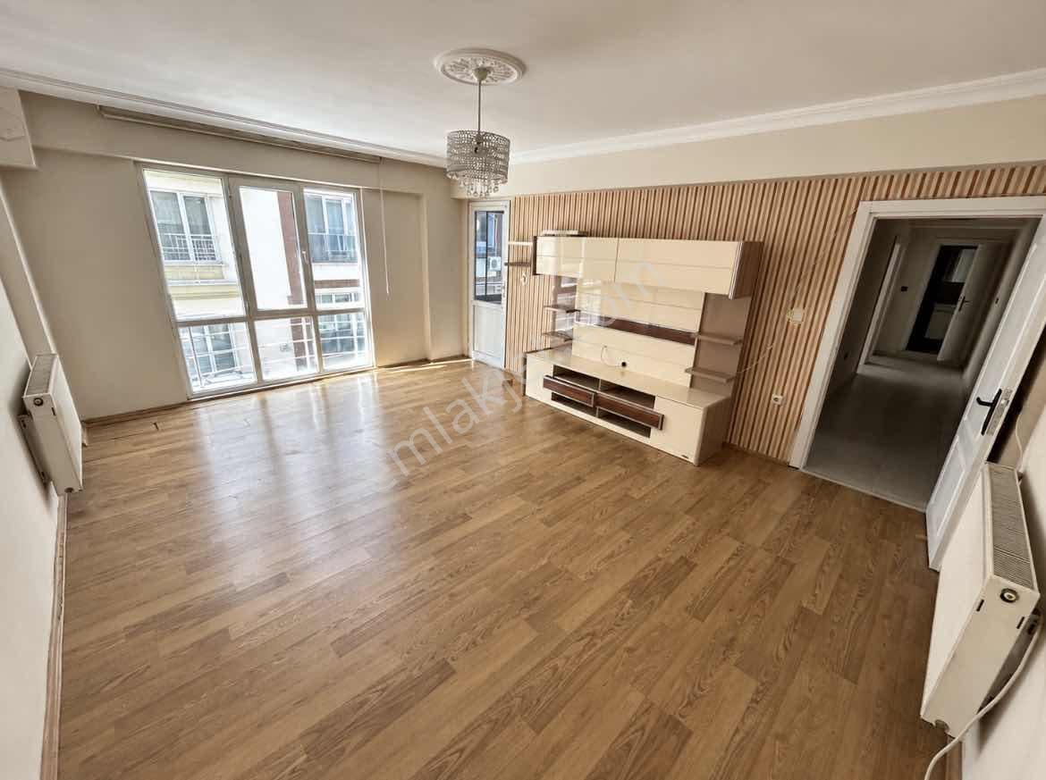 Onmax Burhaniye Merkezde 2+1 Ara Kat Kapalı Mutfak Satılık Daire — fotoğraf 30