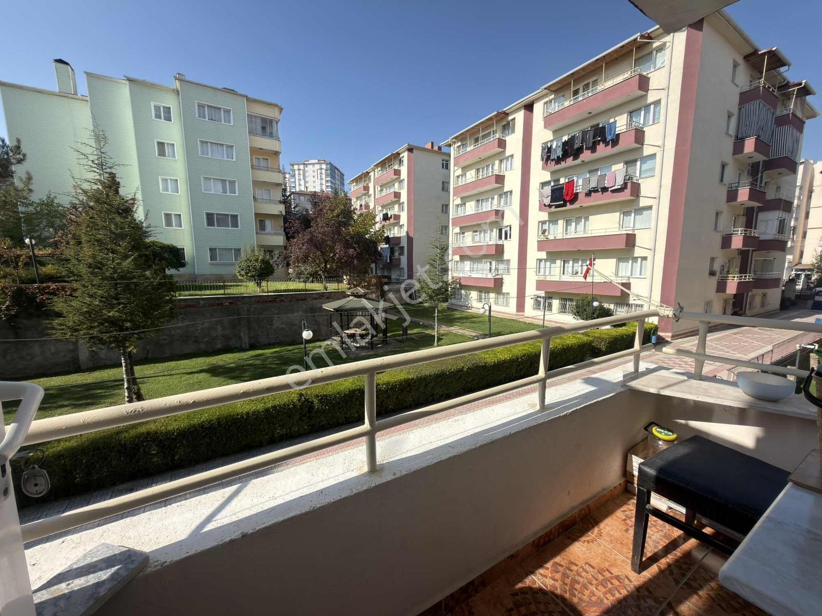 Site İçerisinde Merkezi Konumda 3+1 Satılık Krediye Uygun — fotoğraf 9
