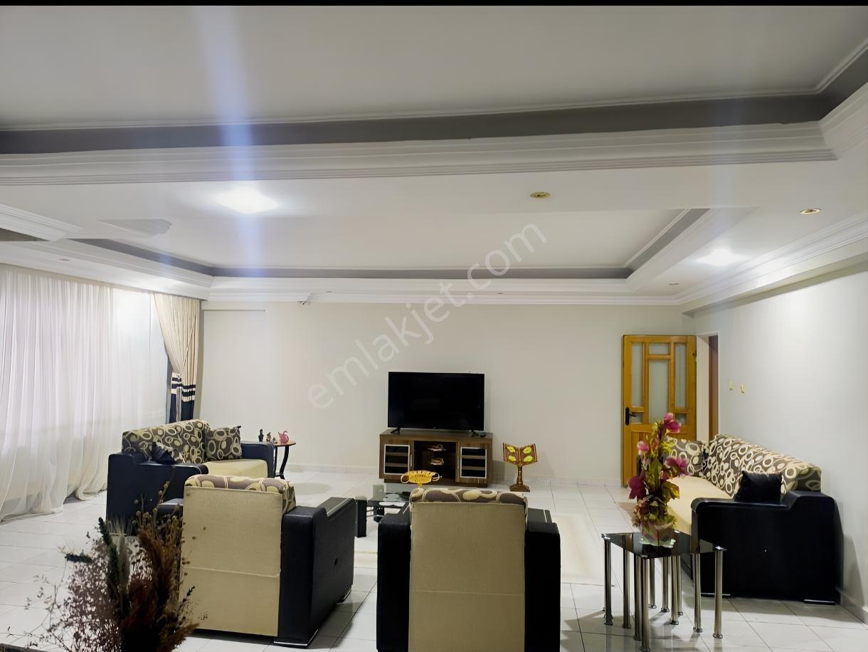 Tesisler,ana Caddeye Sifir,merkez,urfa Yolu Uzeri,welat Yapi — fotoğraf 6
