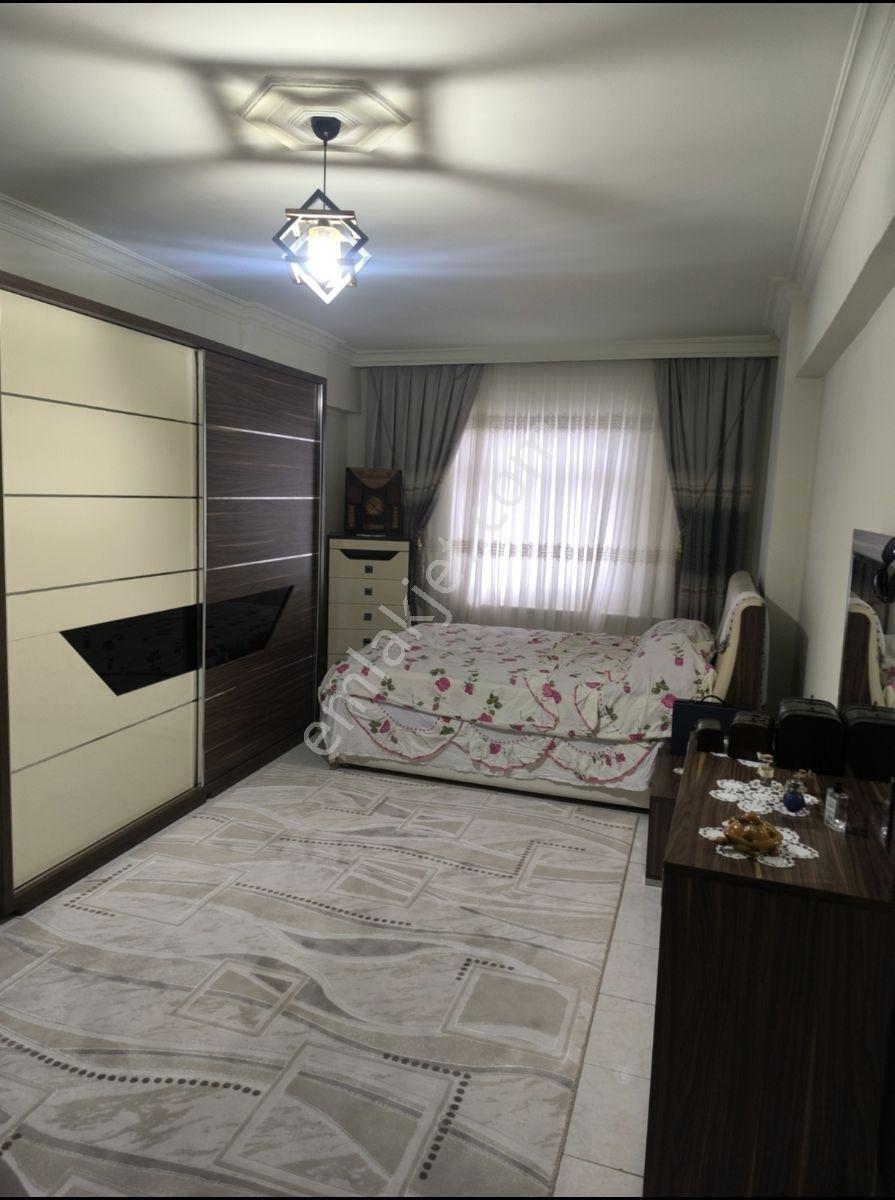 Tesisler,ana Caddeye Sifir,merkez,urfa Yolu Uzeri,welat Yapi — fotoğraf 11