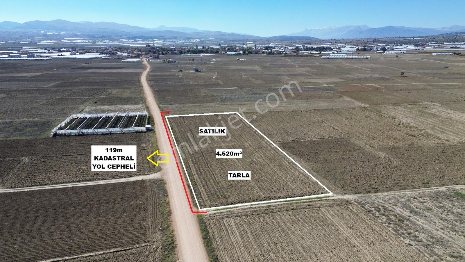 Vip Gayrimenkul'den Bozhüyük Mah. 4.520m² Yol Cepheli Tarla — fotoğraf 6