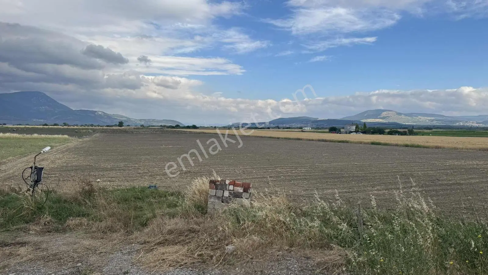 Ana Asfalta 62 Mt Cepheli | Elektrik + Su | Ruhsatlı Sondaj — fotoğraf 4