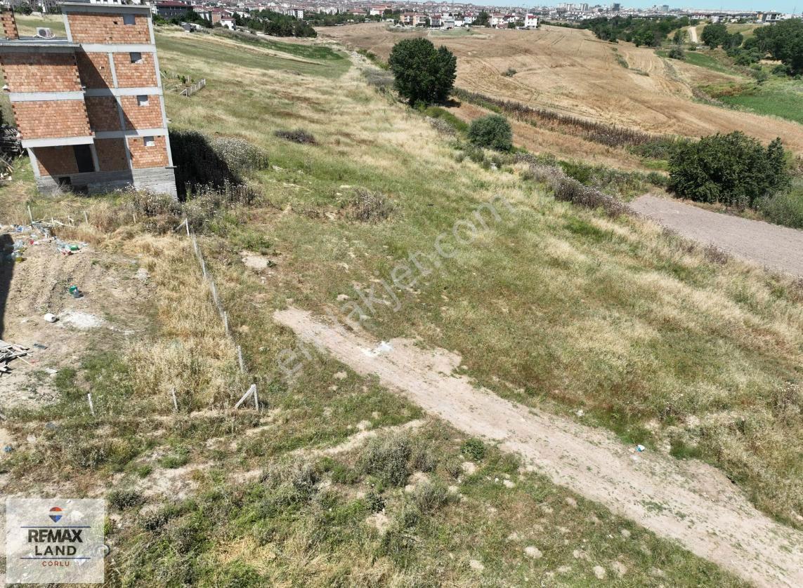 Remax Land' Den Havuzlarda 3 Kat Konut İmarlı Satılık Arsa! — fotoğraf 4