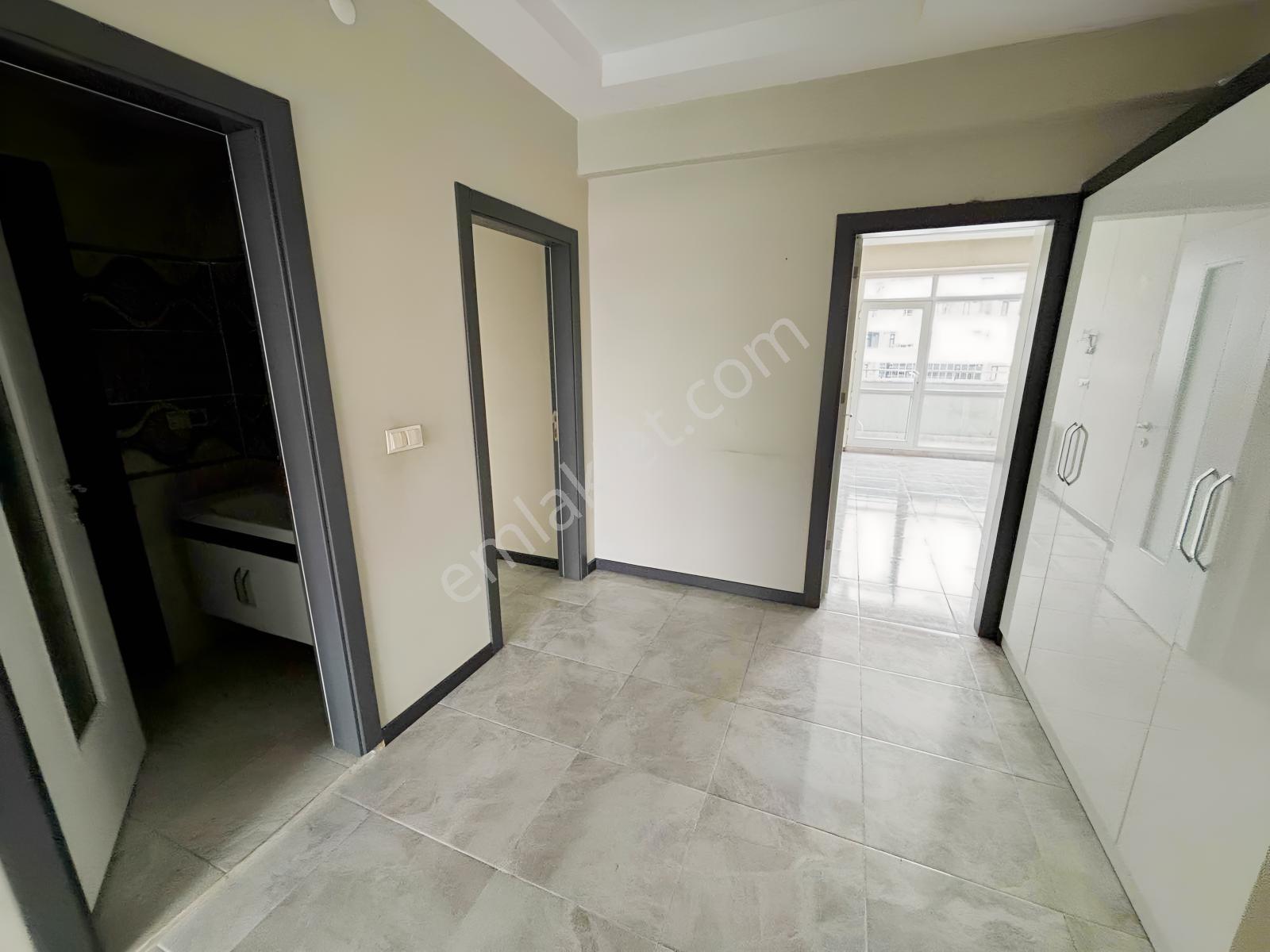 Aslanlı Kışla Cad. Üzeri Tramvay Yakını 150m² 3+1 Satılık Daire — fotoğraf 3