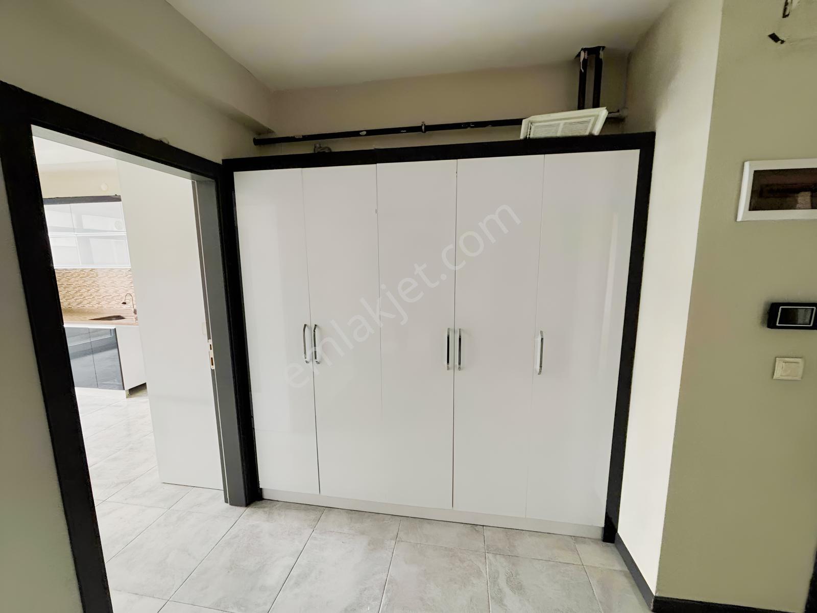 Aslanlı Kışla Cad. Üzeri Tramvay Yakını 150m² 3+1 Satılık Daire — fotoğraf 5