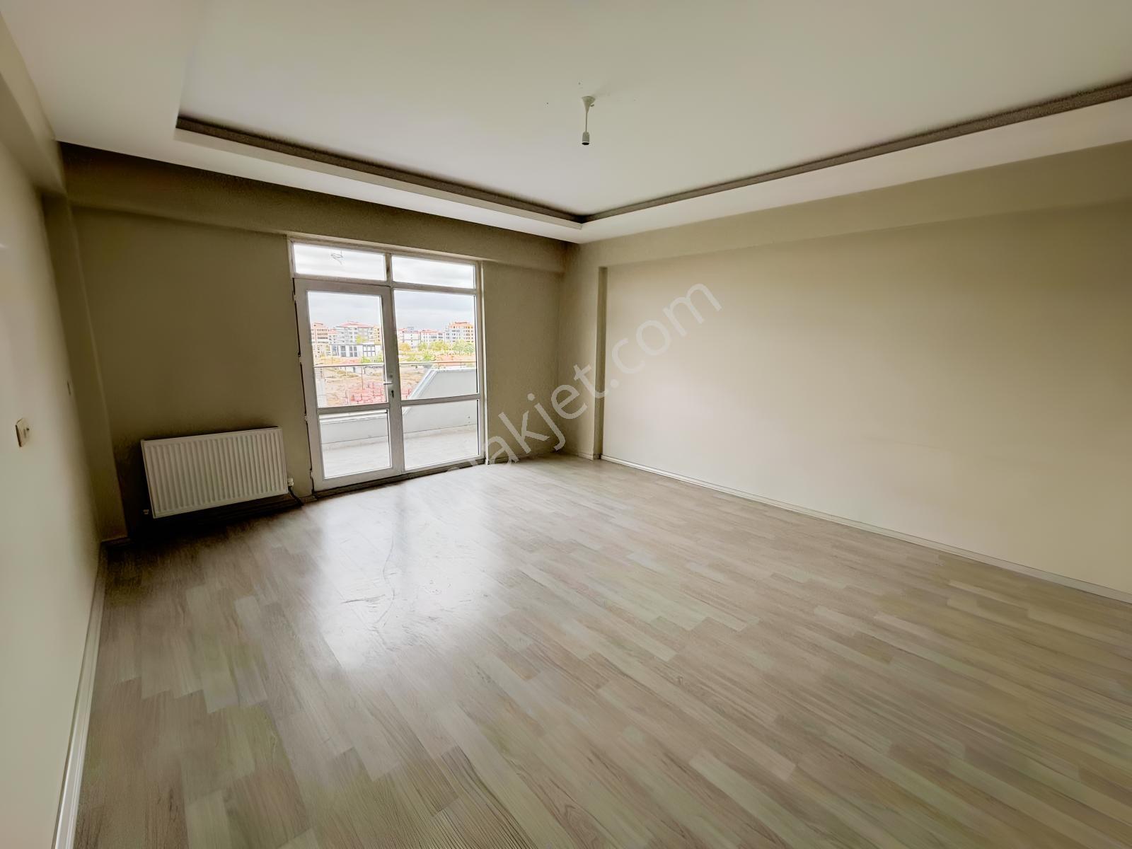 Aslanlı Kışla Cad. Üzeri Tramvay Yakını 150m² 3+1 Satılık Daire — fotoğraf 11