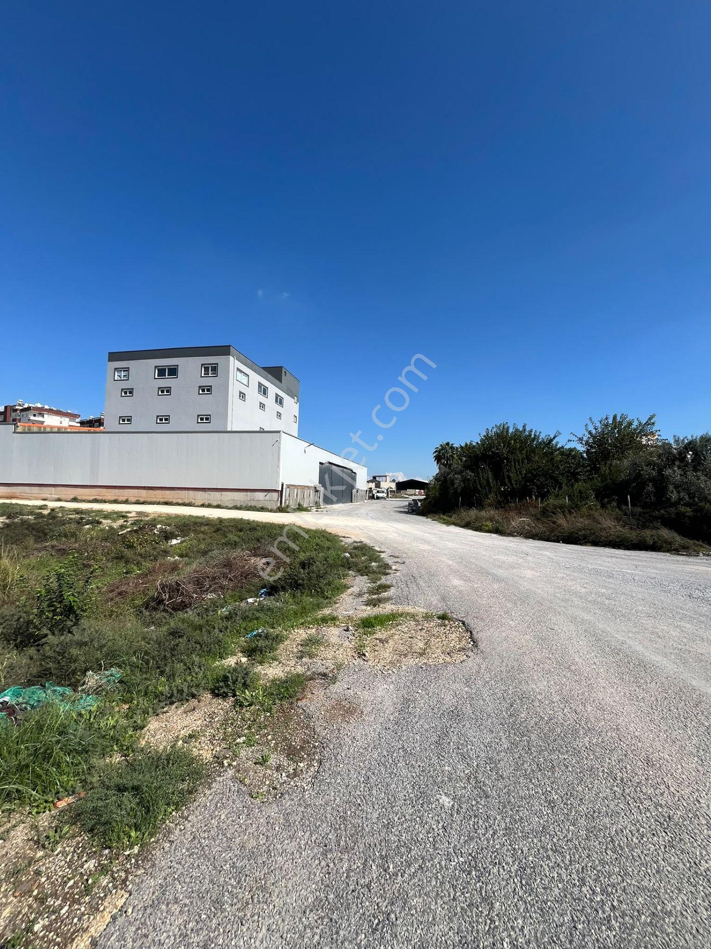 Tarsus Traktörcüler Sitesi Arkasın'da Hisse Tapulu 76m2 Arsa — fotoğraf 6