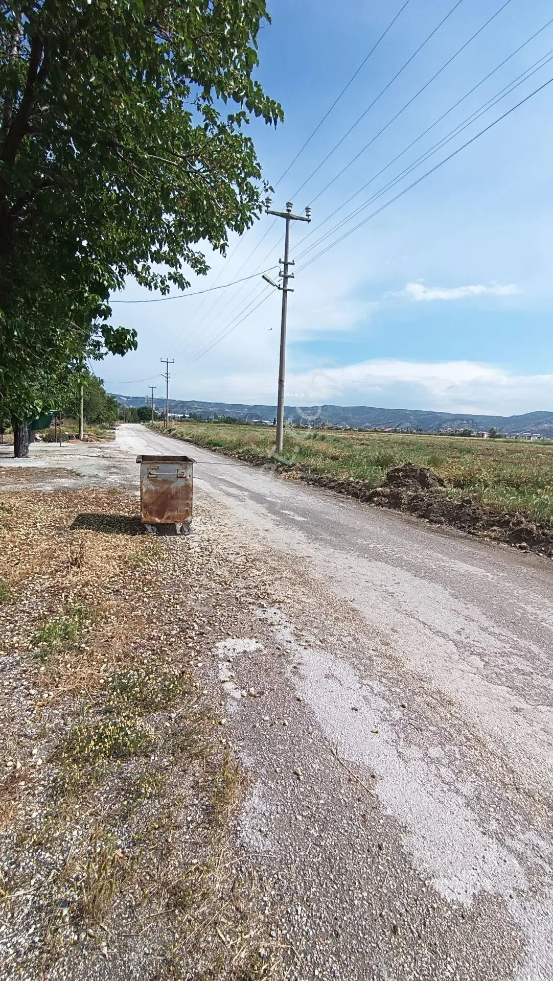 Wisrem'den Bağlar Mahallesinde Satılık 648 M² Arsa — fotoğraf 3