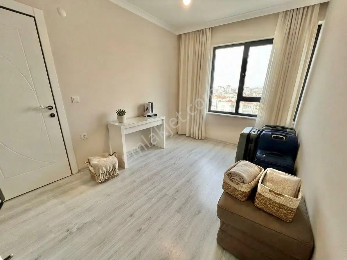 ꧁yetkili Ay Emlaktan꧂kadıköy Novada Yakını Arakat Ebeveyn Banyolu Satılık 2+1 Geniş Daire — fotoğraf 21