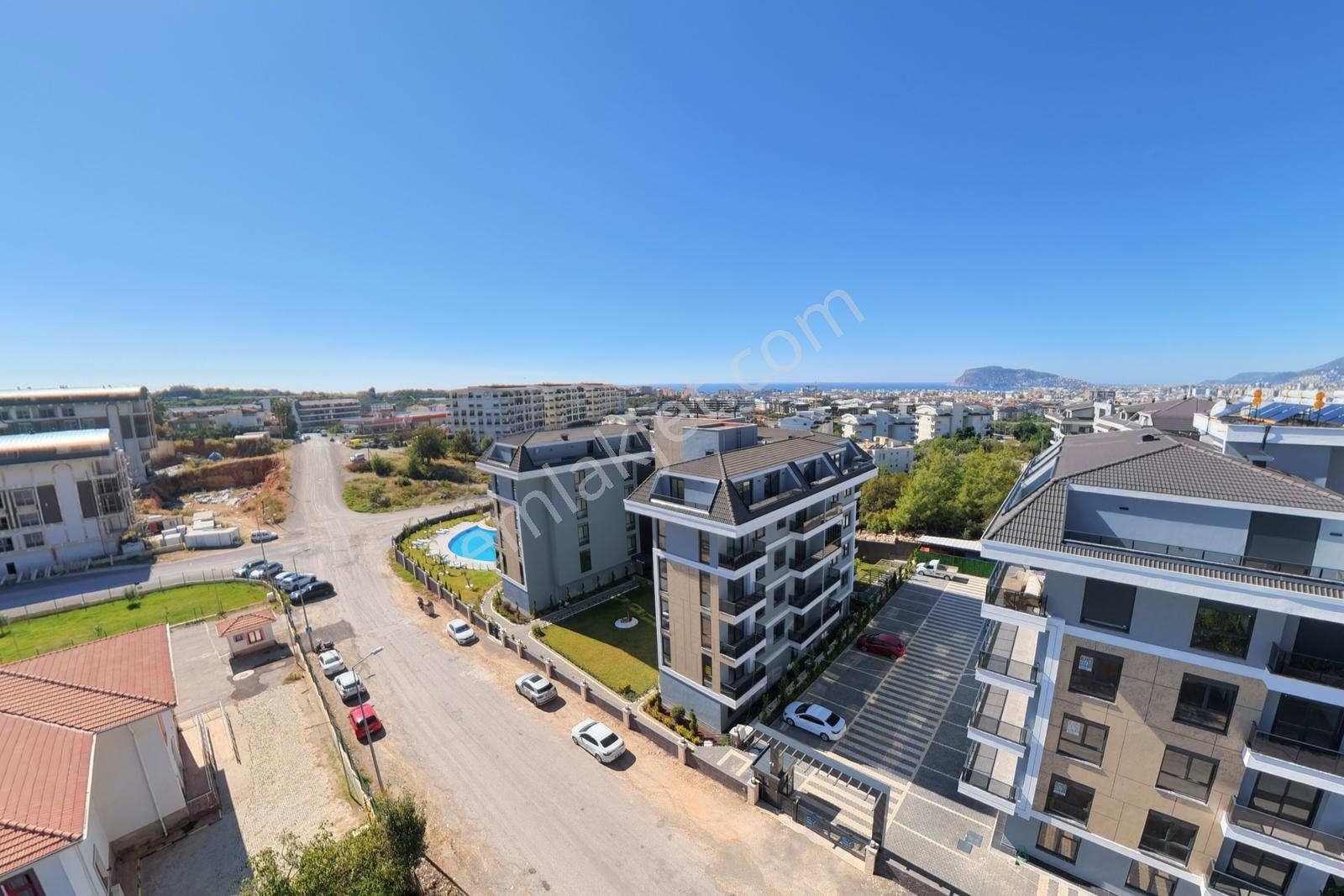 Alanya Oba'da Lüks Sitede Satılık 2+1 Daire — fotoğraf 4