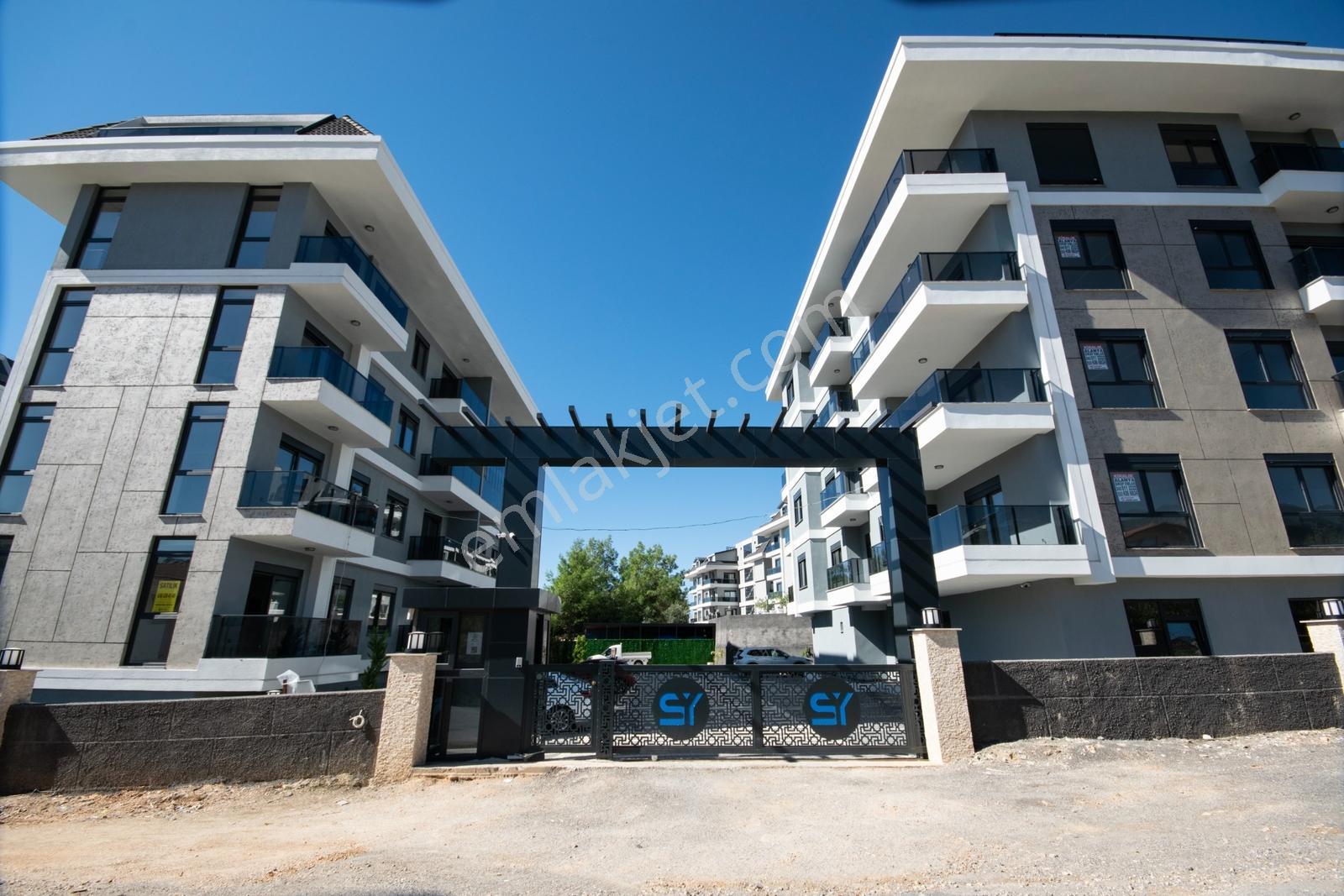 Alanya Oba'da Lüks Sitede Satılık 2+1 Daire — fotoğraf 9