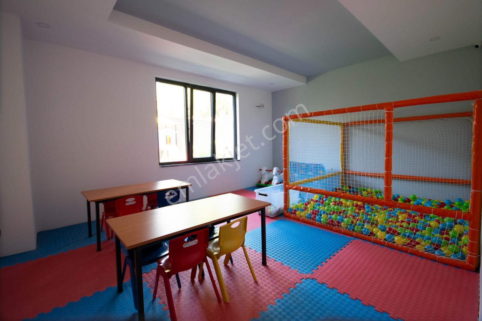 Alanya Oba'da Lüks Sitede Satılık 2+1 Daire — fotoğraf 15