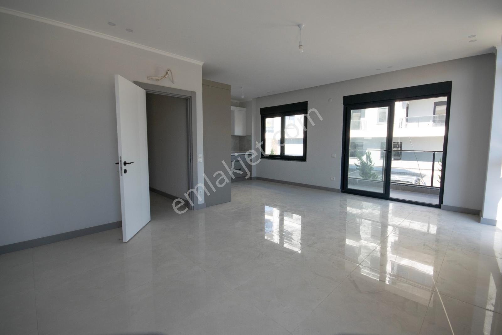 Alanya Oba'da Lüks Sitede Satılık 2+1 Daire — fotoğraf 22