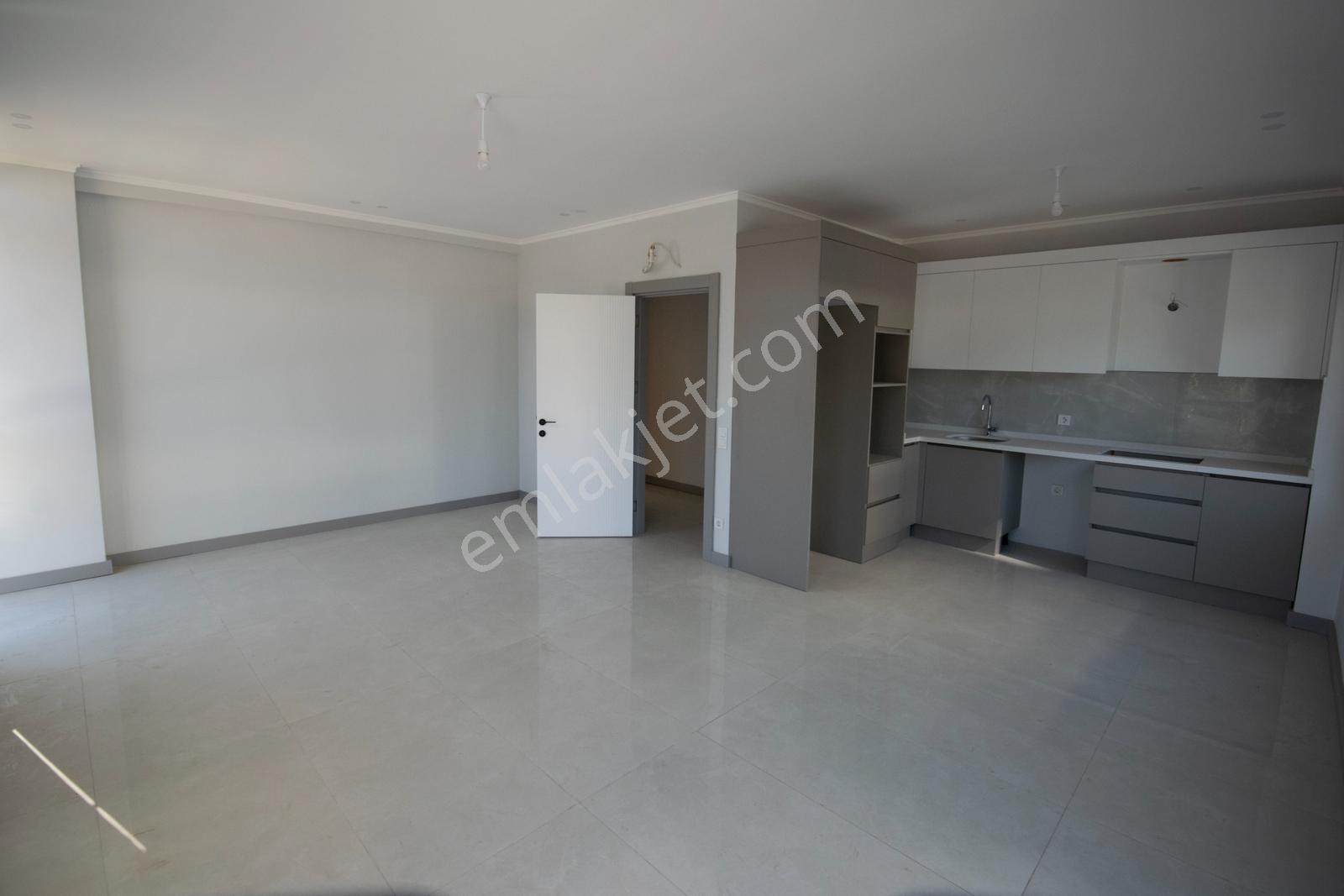 Alanya Oba'da Lüks Sitede Satılık 2+1 Daire — fotoğraf 23