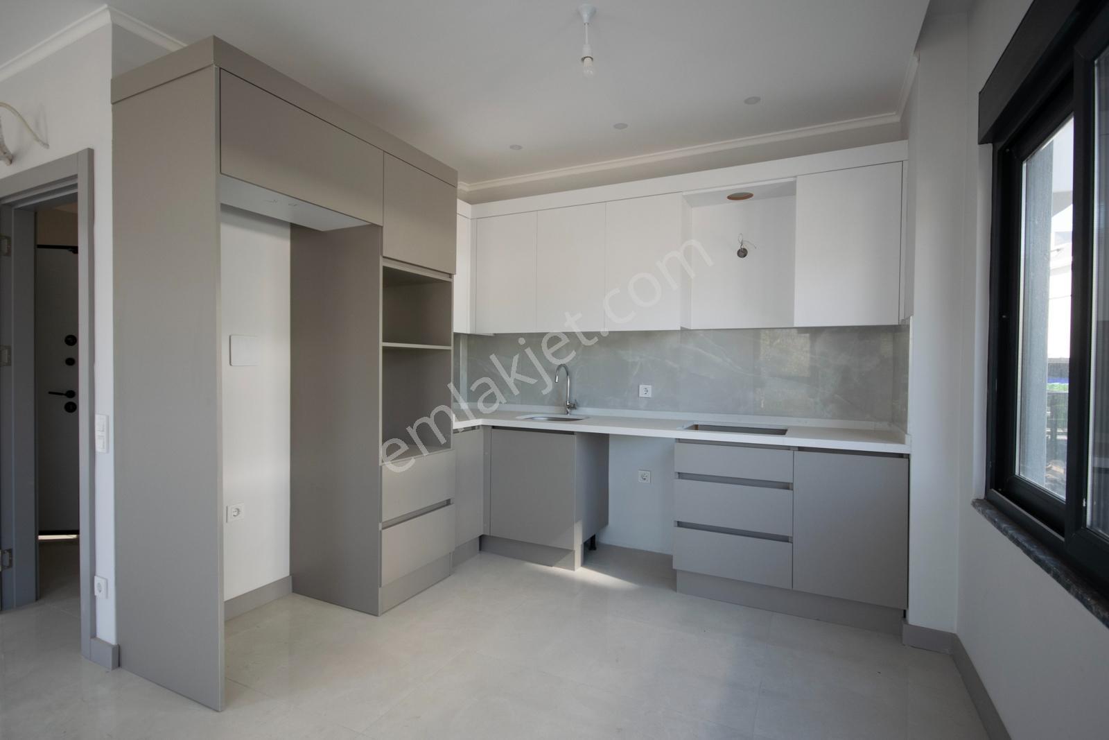 Alanya Oba'da Lüks Sitede Satılık 2+1 Daire — fotoğraf 24