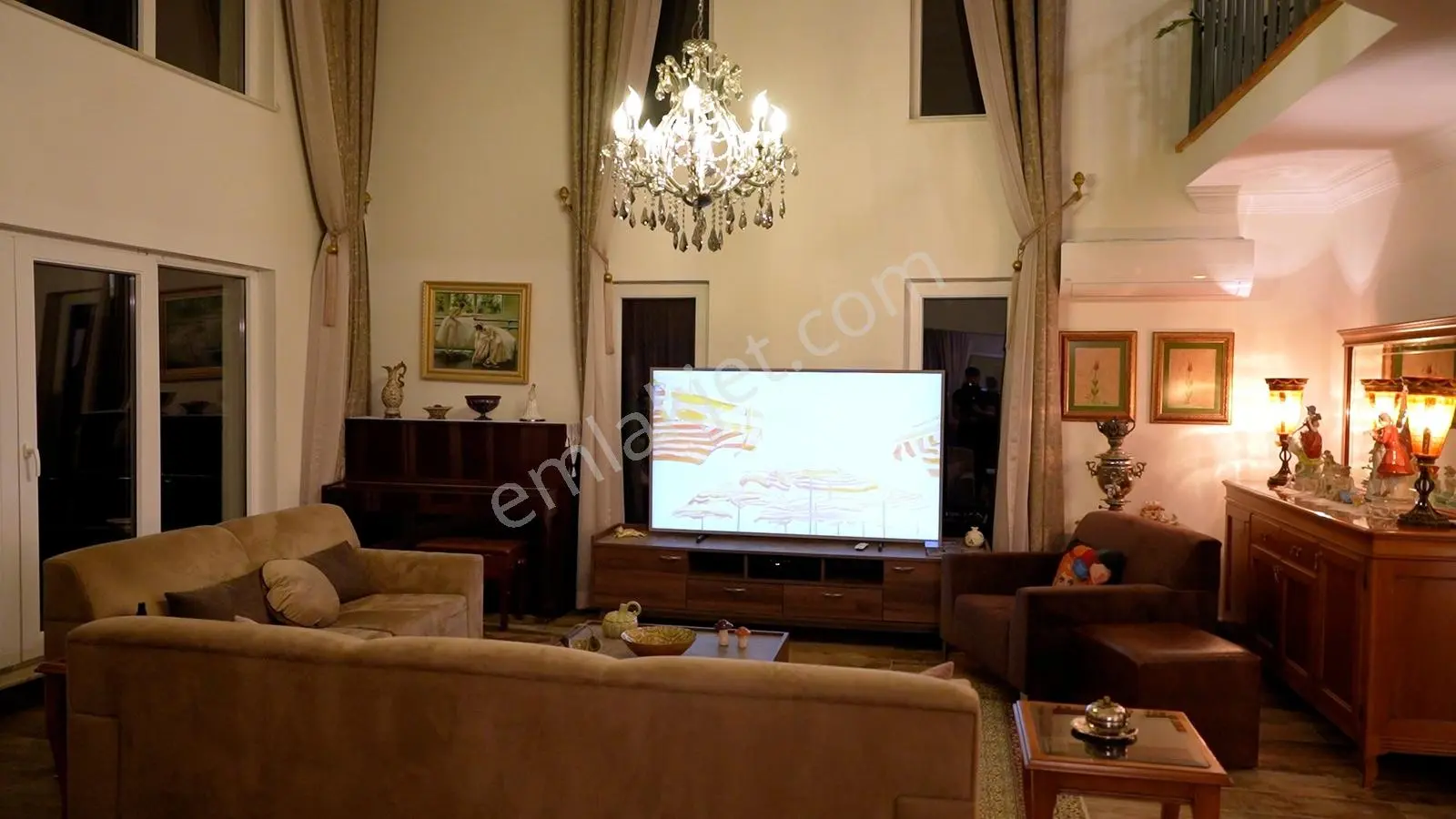 Alacaatlı Popüler Sitesinde Şerefiyeli Satılık Villa — fotoğraf 3