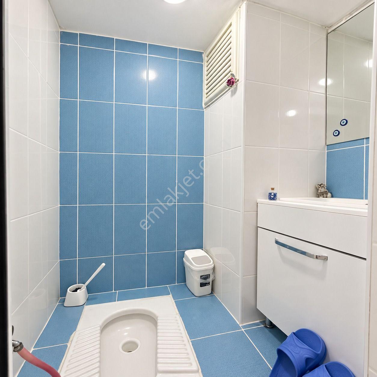 Merkezi Konumda Dev Metrekareli, 3 Balkonlu Satılık 2+1 Daire — fotoğraf 22