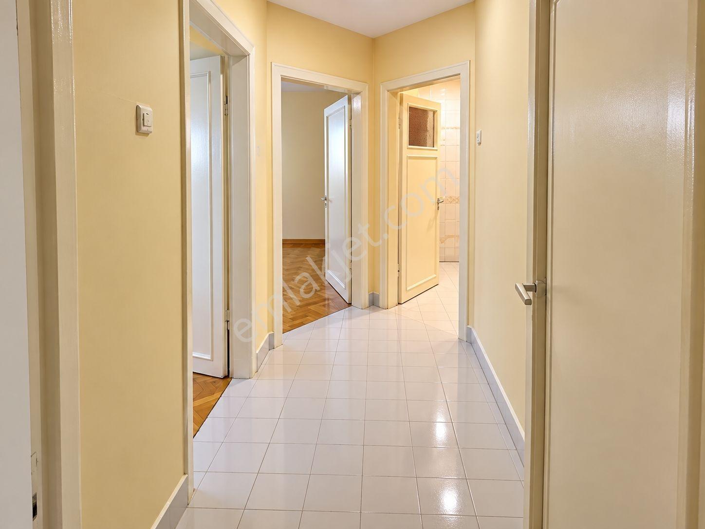 Tirebolu Sokakta 3+1 Satılık Daire — fotoğraf 19