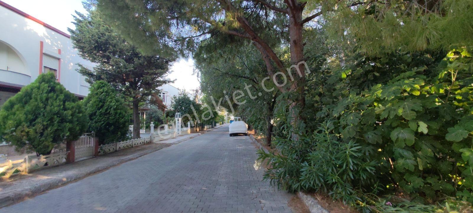 Burhaniye İmko Sitesi'nde Tümüyle Yenilenmiş Villa — fotoğraf 6