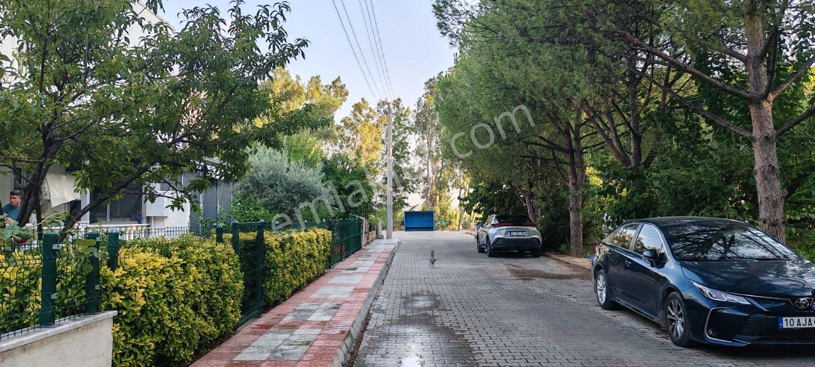 Burhaniye İmko Sitesi'nde Tümüyle Yenilenmiş Villa — fotoğraf 7