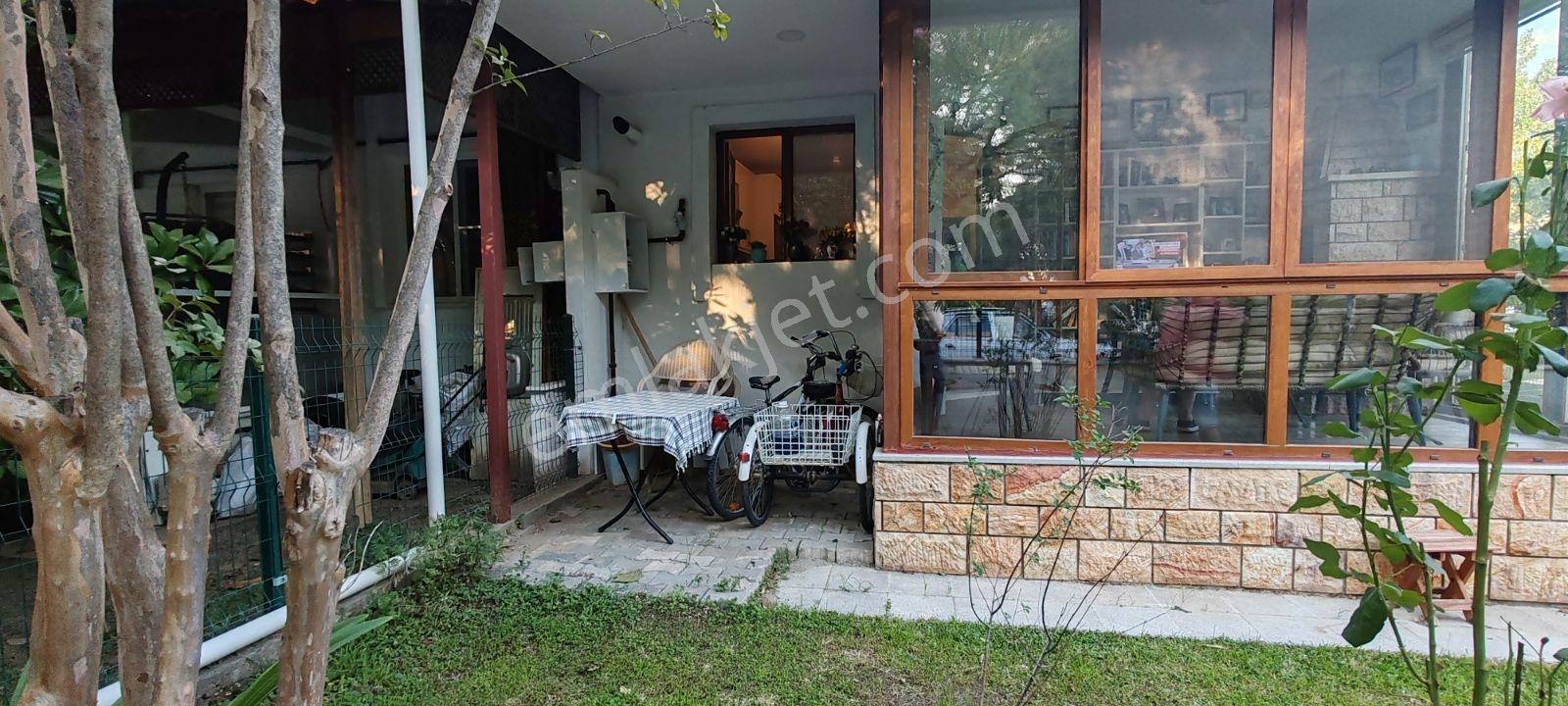 Burhaniye İmko Sitesi'nde Tümüyle Yenilenmiş Villa — fotoğraf 8